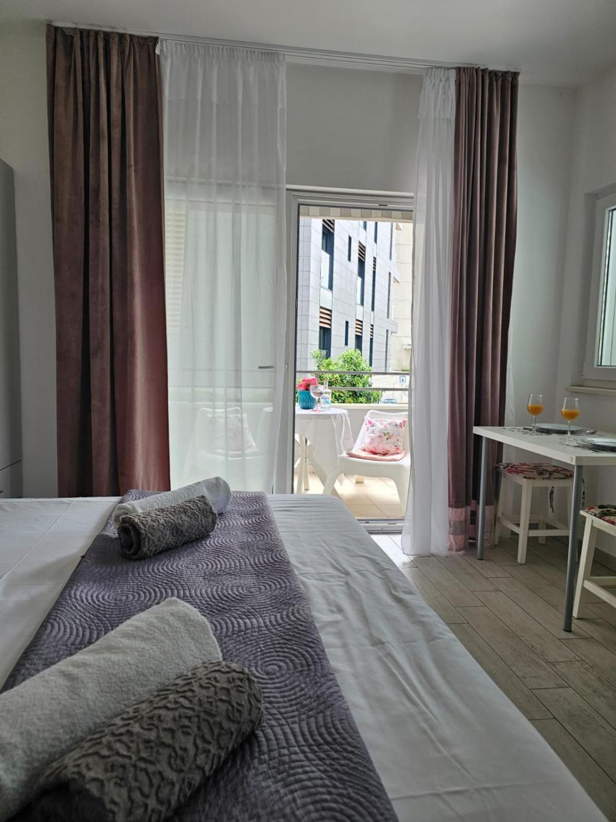 Filipetti Beach Makarska Eksteriør billede